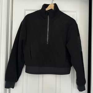 Alo Yoga womens cropped sweatshirt